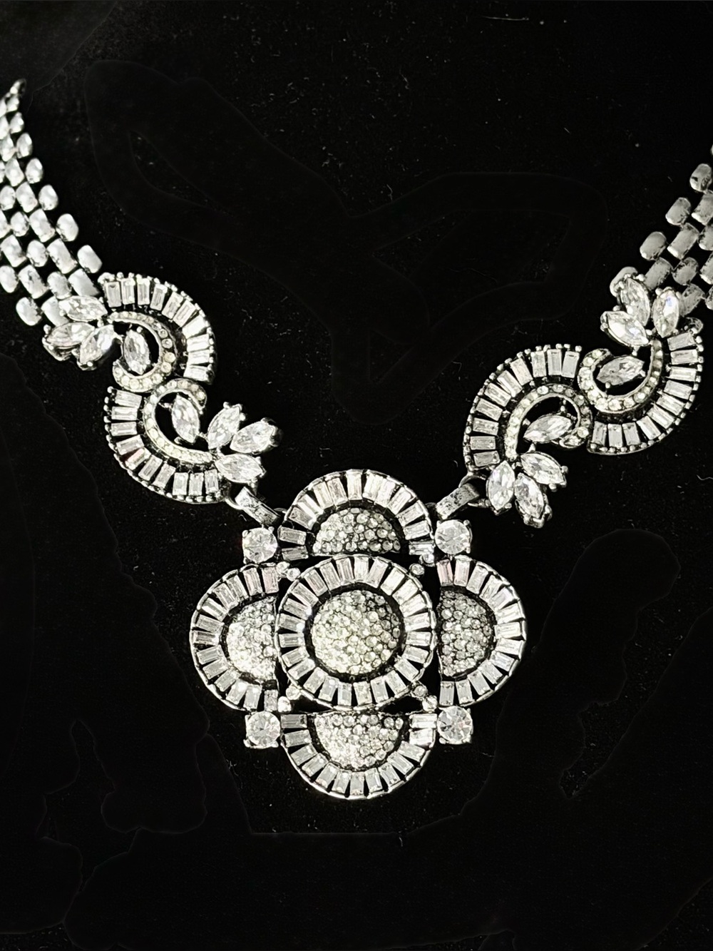 Vintage Mid Century Art Deco Style Sparkling Clear Rhinestone Statement Necklace